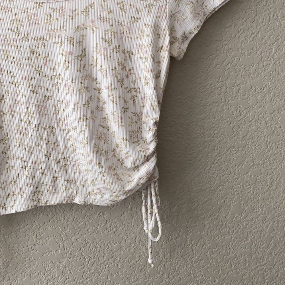 Wild Fable Crop Top  - Picture 3 of 4